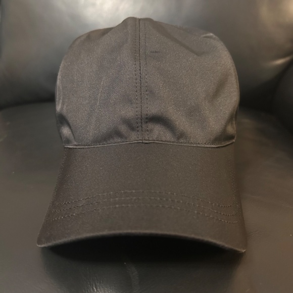 NEW PRADA MILANO BLACK RE-NYLON BASEBALL CAP HAT UNISEX LOGO ADJUSTABLE - Picture 3 of 6